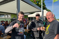 Abschluss am Weinstand Flörsheim