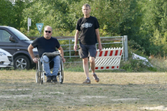 KF-AtzeAcker2025-ShowingUp-37-Mittel